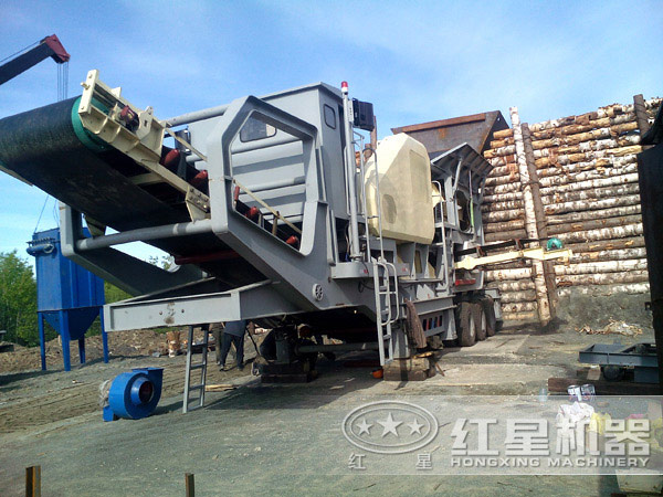 時(shí)產(chǎn)150噸-300噸汽車車載移動(dòng)碎石機(jī)靈活工作現(xiàn)場 時(shí)產(chǎn)150噸-300噸汽車車載移動(dòng)碎石機(jī)靈活工作現(xiàn)場