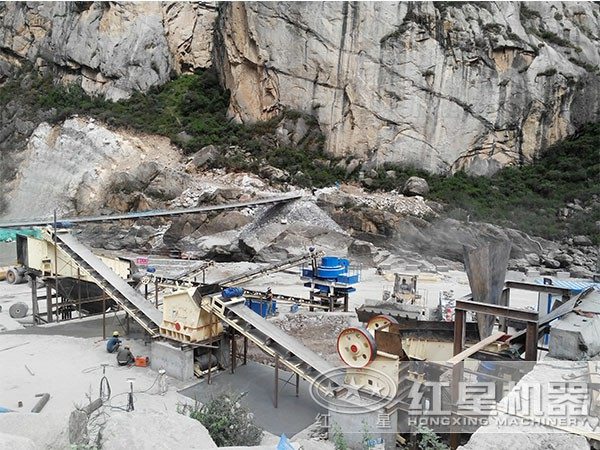 重慶一小時(shí)100噸05石粉制砂機(jī)用戶現(xiàn)場 重慶一小時(shí)100噸05石粉制砂機(jī)用戶現(xiàn)場