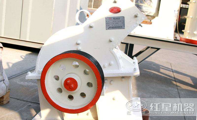 多種型號錘式破碎機,不同產量,可滿足用戶不同需求 多種型號錘式破碎機,不同產量,可滿足用戶不同需求