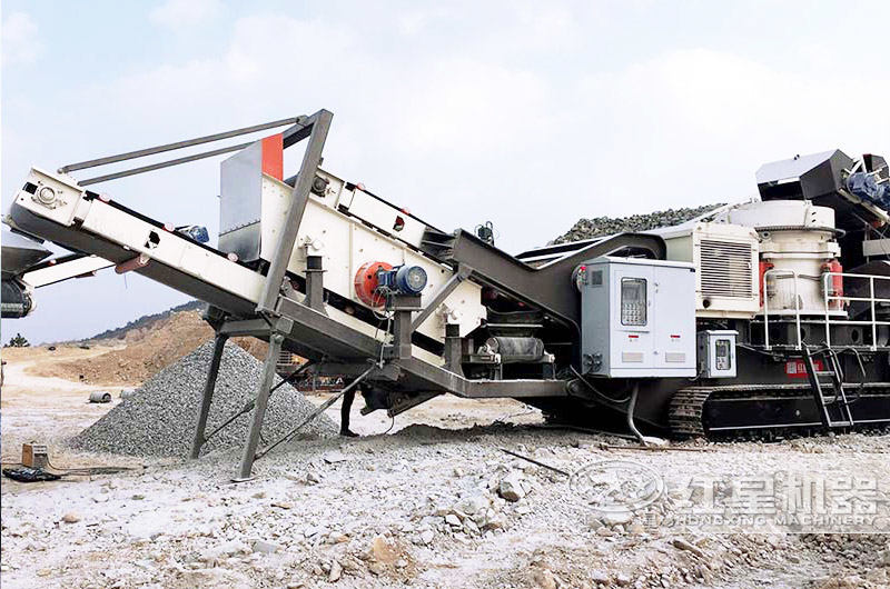 履帶移動圓錐破碎機作業現場 履帶移動圓錐破碎機作業現場