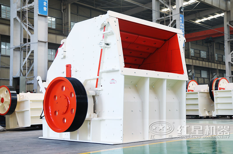 大型反擊式破碎機圖片 大型反擊式破碎機圖片