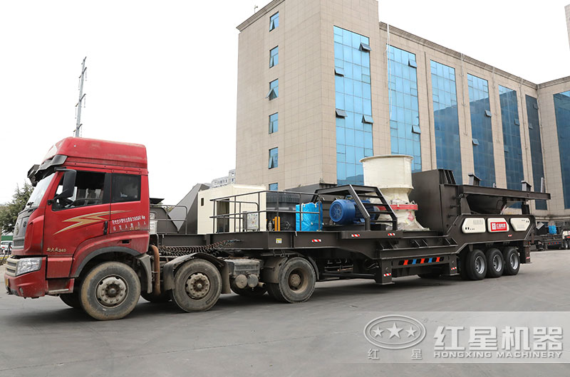 車載移動(dòng)磕石機(jī)發(fā)貨現(xiàn)場(chǎng)圖片 車載移動(dòng)磕石機(jī)發(fā)貨現(xiàn)場(chǎng)圖片