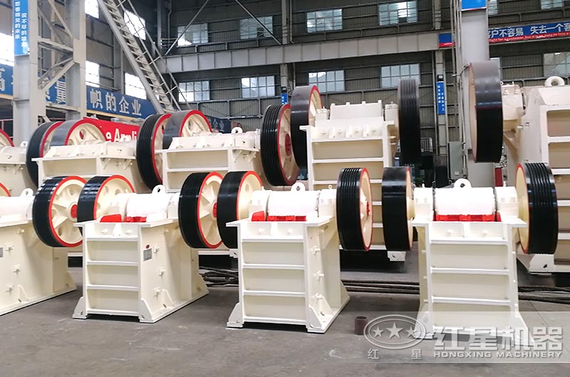 300x1300細鄂破機設(shè)備圖片 300x1300細鄂破機設(shè)備圖片