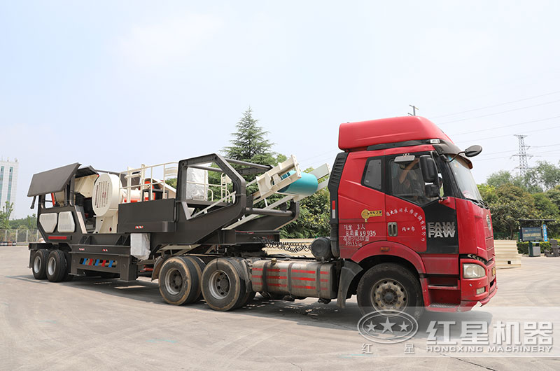 小型移動(dòng)破碎沙石機(jī)設(shè)備發(fā)貨 小型移動(dòng)破碎沙石機(jī)設(shè)備發(fā)貨