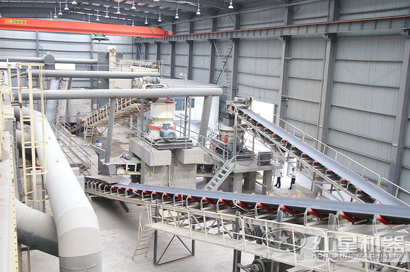 江蘇客戶大型圓錐破碎機生產(chǎn)現(xiàn)場 江蘇客戶大型圓錐破碎機生產(chǎn)現(xiàn)場