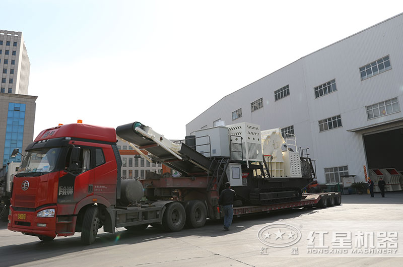 小型流動打沙機(jī)一體機(jī)直接發(fā)貨客戶現(xiàn)場 小型流動打沙機(jī)一體機(jī)直接發(fā)貨客戶現(xiàn)場