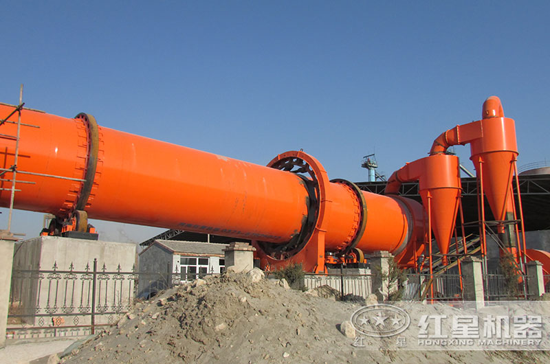 河沙烘干機(jī)現(xiàn)場準(zhǔn)備投入生產(chǎn) 河沙烘干機(jī)現(xiàn)場準(zhǔn)備投入生產(chǎn)