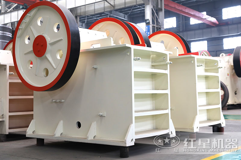 250x1200顎式破碎機(jī)實(shí)拍圖片 250x1200顎式破碎機(jī)實(shí)拍圖片