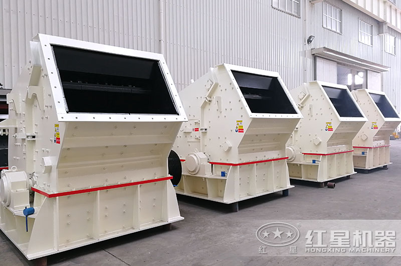 反擊式破碎機(jī)圖片 反擊式破碎機(jī)圖片