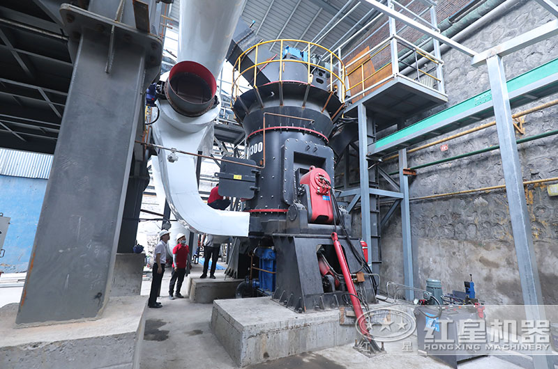 紅星立磨機(jī)作業(yè)現(xiàn)場實(shí)拍圖 紅星立磨機(jī)作業(yè)現(xiàn)場實(shí)拍圖