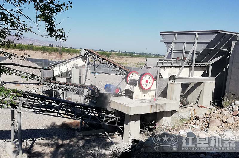 69破碎機(jī)作業(yè)現(xiàn)場 69破碎機(jī)作業(yè)現(xiàn)場