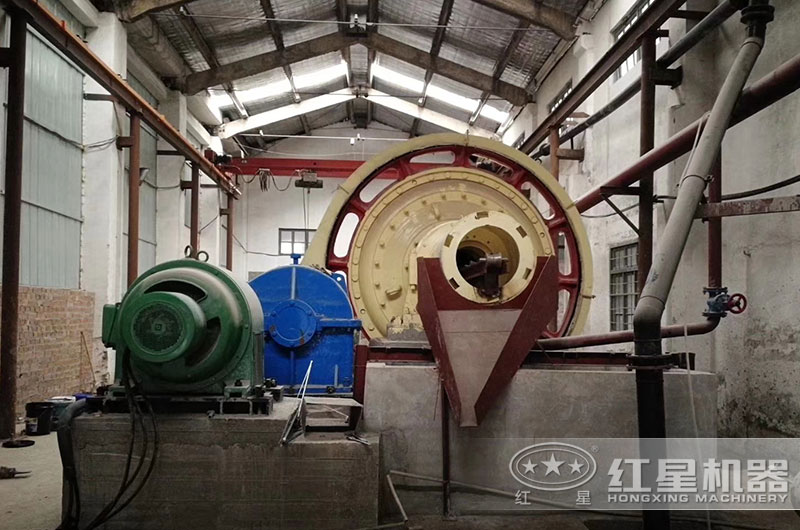 2145球磨機(jī)選礦加工生產(chǎn)客戶現(xiàn)場 2145球磨機(jī)選礦加工生產(chǎn)客戶現(xiàn)場