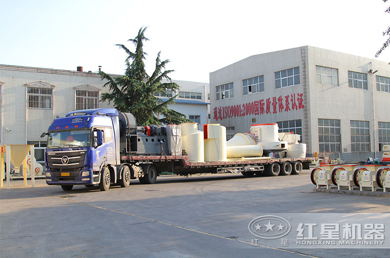 小型高嶺土雷蒙磨粉機(jī)發(fā)貨現(xiàn)場 小型高嶺土雷蒙磨粉機(jī)發(fā)貨現(xiàn)場